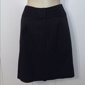 ‎Nanette Lepore black pinstriped pencil ski…